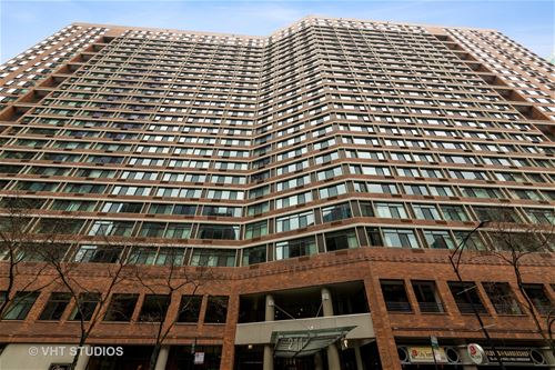 211 E Ohio Unit 2420, Chicago, IL 60611