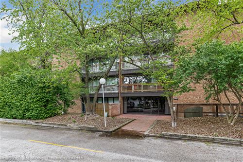 5500 Hillcrest Unit 3L, Lisle, IL 60532