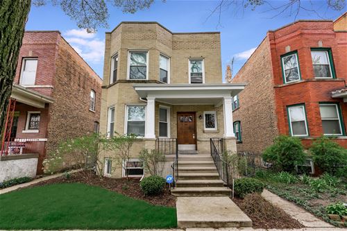 815 S Euclid Unit 1, Oak Park, IL 60304