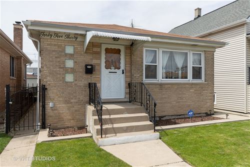 4530 N Austin, Chicago, IL 60630