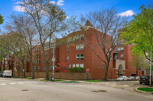 5400 S Hyde Park Unit B7, Chicago, IL 60615