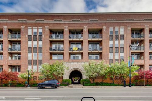 1350 W Fullerton Unit 502, Chicago, IL 60614