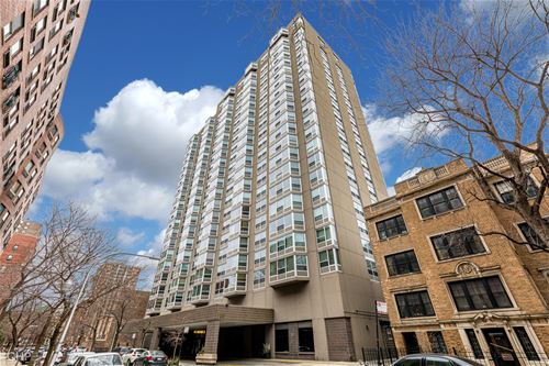 720 W Gordon Unit 3B, Chicago, IL 60613