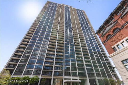 1560 N Sandburg Unit 4105J, Chicago, IL 60610