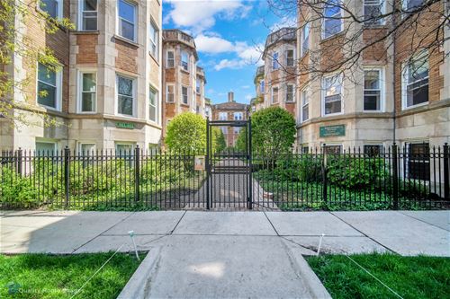 877 W Cornelia Unit 3, Chicago, IL 60657