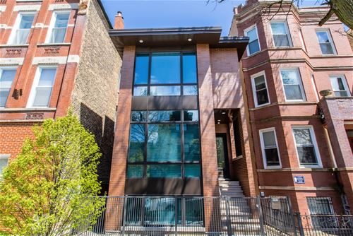 2063 N Hoyne, Chicago, IL 60647