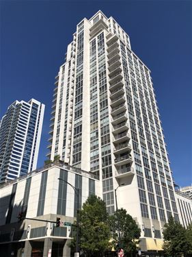 200 W Grand Unit 705, Chicago, IL 60654