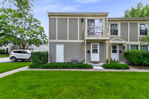 1668 Williamsburg Unit 11, Wheaton, IL 60189