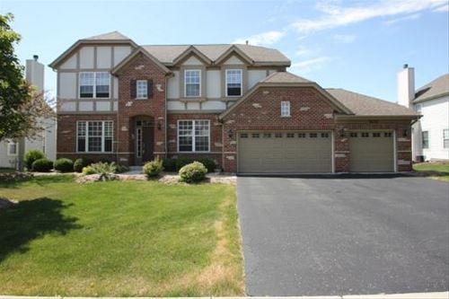 26313 Whispering Woods, Plainfield, IL 60585