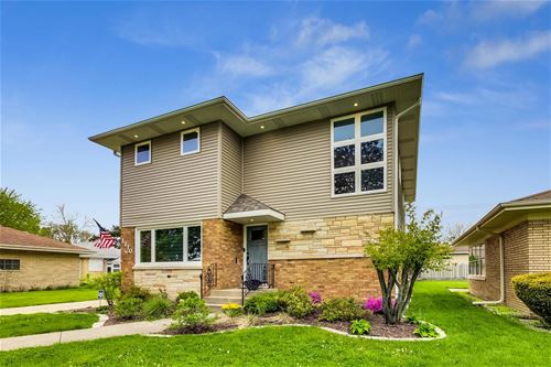 1210 Meadowcrest, La Grange Park, IL 60526