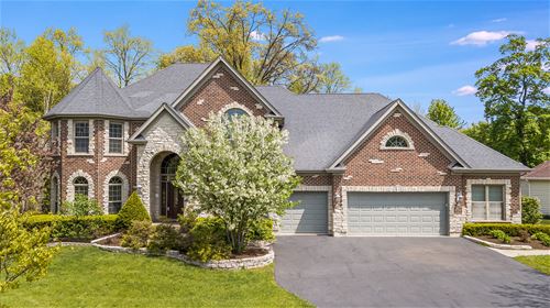 3418 Majestic Oaks, St. Charles, IL 60174