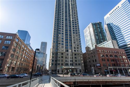 440 N Wabash Unit 4610, Chicago, IL 60611