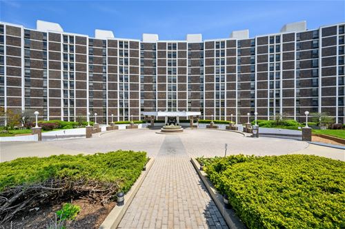 1500 Sheridan Unit 3C, Wilmette, IL 60091