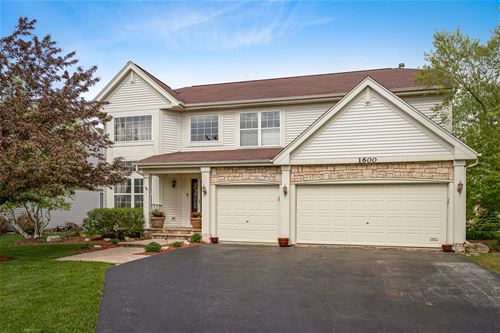 1600 Seaton, Elgin, IL 60123