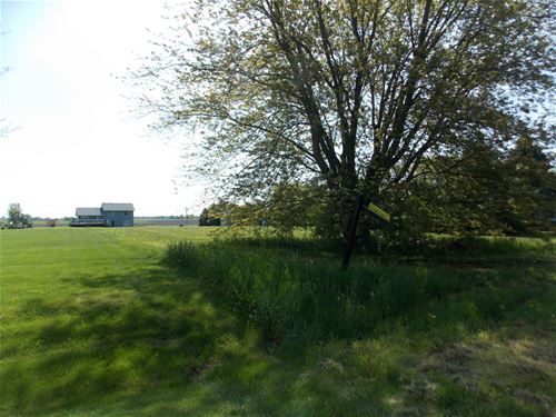 Lot 10 Hunters, Spring Grove, IL 60081