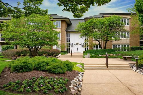 1 Oak Brook Club Unit A309, Oak Brook, IL 60523