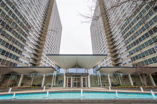 3550 N Lake Shore Unit 824, Chicago, IL 60657