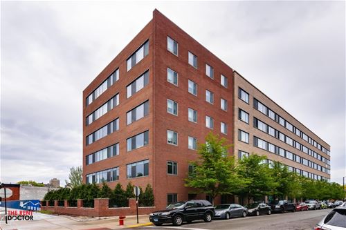 558 W Webster Unit 308, Chicago, IL 60614