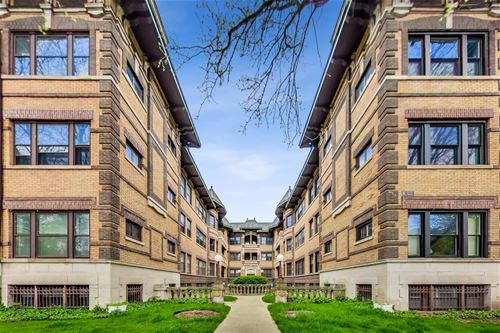 935 E Hyde Park Unit 2, Chicago, IL 60615