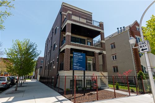 3259 N Racine Unit 2, Chicago, IL 60657