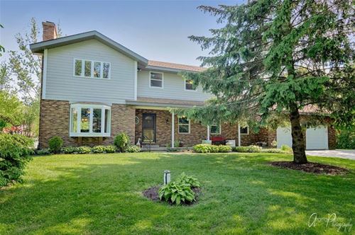 311 Marawood, Woodstock, IL 60098