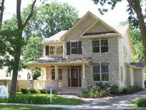 718 Prairie, St. Charles, IL 60174