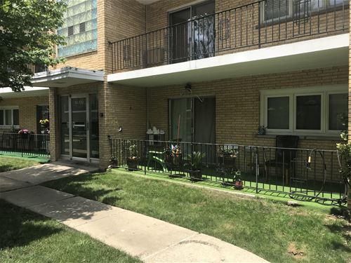 10300 S Pulaski Unit 210A, Oak Lawn, IL 60453