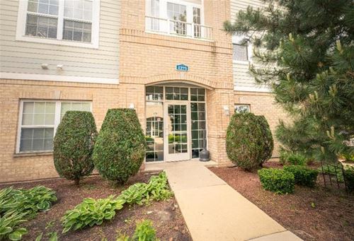 1275 W Lake Unit 205, Addison, IL 60101