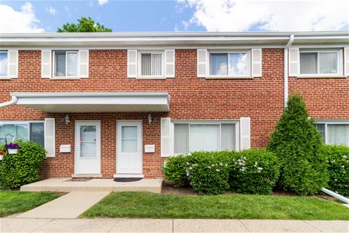 1242 N Boxwood Unit A, Mount Prospect, IL 60056