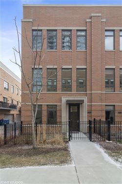 1634 S Prairie Unit 1, Chicago, IL 60616