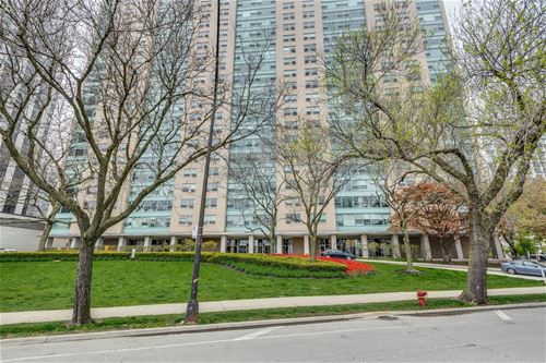 3180 N Lake Shore Unit 19C, Chicago, IL 60657