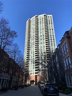 501 N Clinton Unit 1507, Chicago, IL 60610