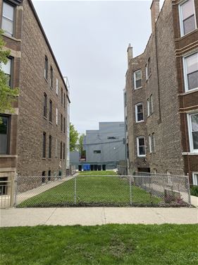 2344 W Shakespeare, Chicago, IL 60647