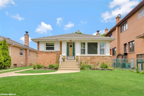 6048 W Higgins, Chicago, IL 60630