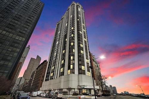 990 N Lake Shore Unit 8A, Chicago, IL 60611