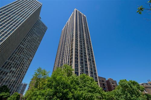 2650 N Lakeview Unit 2206, Chicago, IL 60614