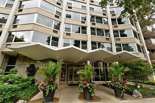 555 W Cornelia Unit 306, Chicago, IL 60657