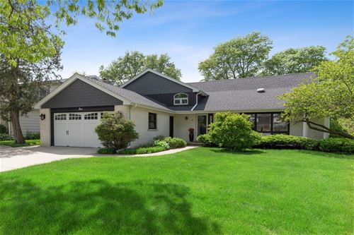 4 S Princeton, Arlington Heights, IL 60005