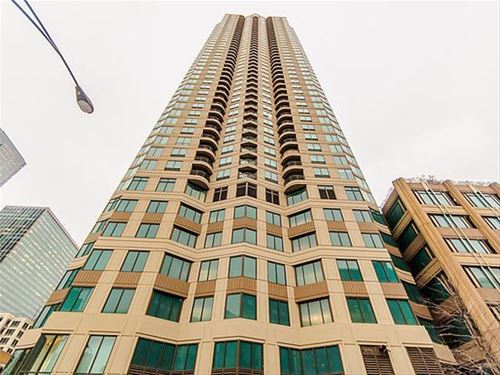 400 N LaSalle Unit 3912, Chicago, IL 60654