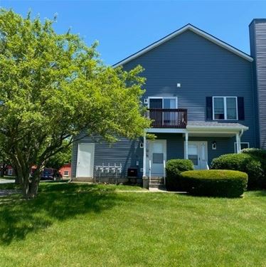 212 Maple Unit D, Sugar Grove, IL 60554