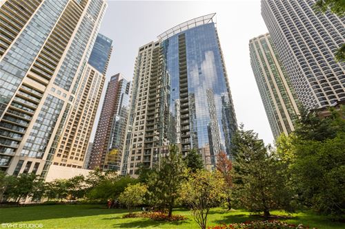 201 N Westshore Unit 1906, Chicago, IL 60601