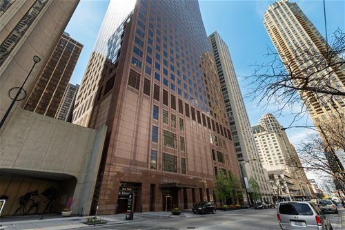 161 E Chicago Unit 58K2, Chicago, IL 60611