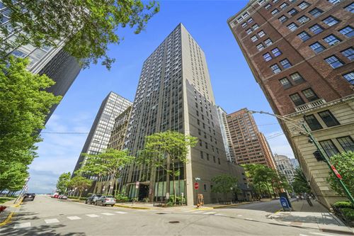 253 E Delaware Unit 10H, Chicago, IL 60611