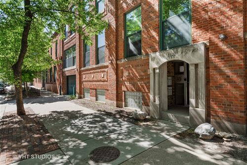 1122 W Newport Unit 2E, Chicago, IL 60657