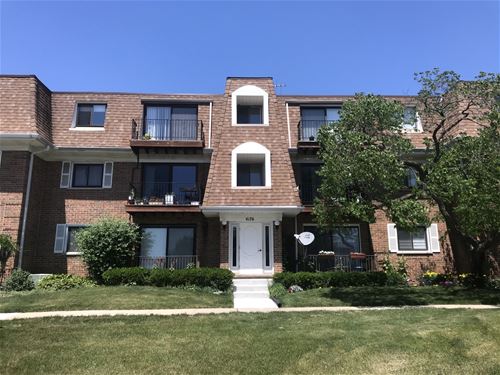 4176 Cove Unit 3C, Glenview, IL 60025