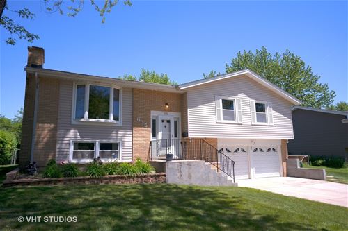 635 Grace, Schaumburg, IL 60193