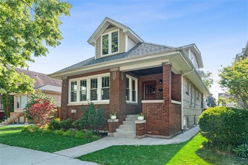 1131 S East, Oak Park, IL 60304