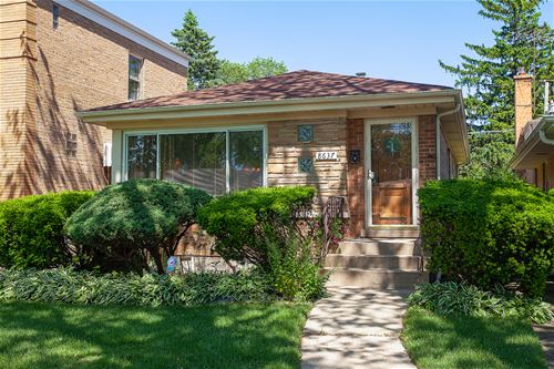 8637 Monticello, Skokie, IL 60076