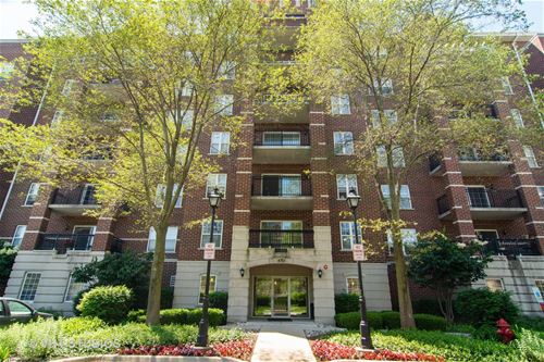 470 W Mahogany Unit 206, Palatine, IL 60067