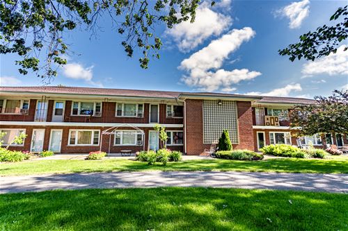 1103 Holiday Unit 15, Des Plaines, IL 60016